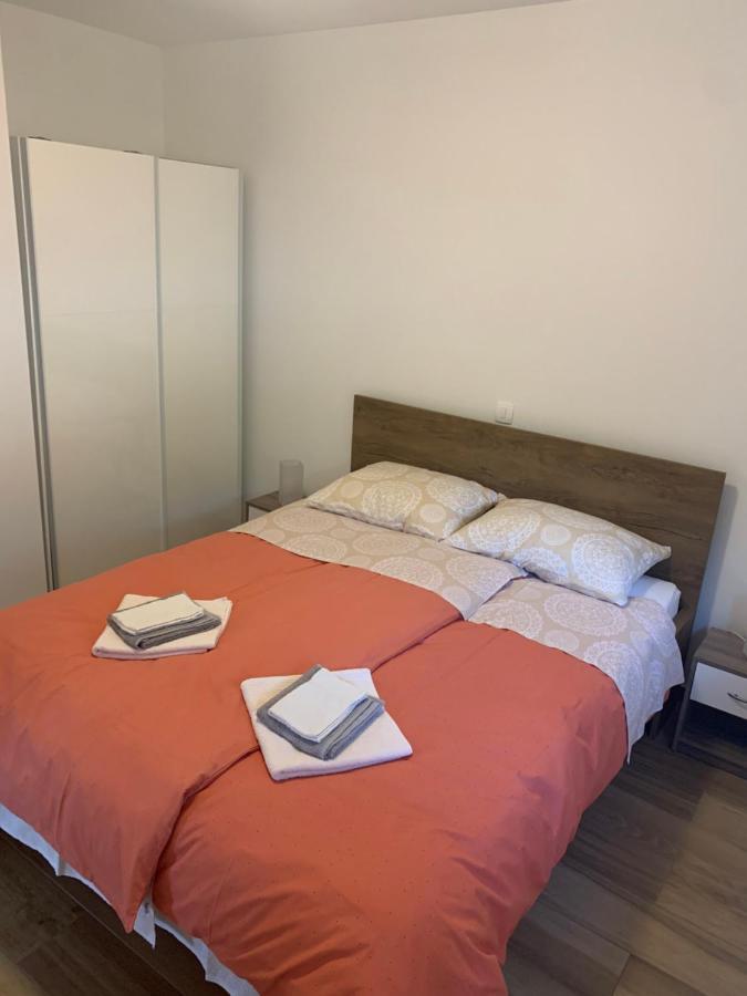 Apartman Natasa Кострена Экстерьер фото
